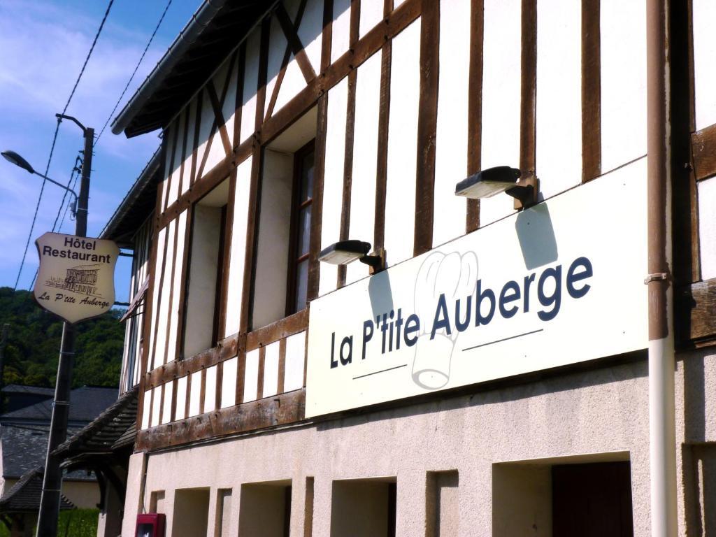 Hotel-Restaurant La P'Tite Auberge Lillebonne Exterior photo